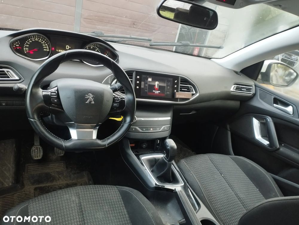 Peugeot 308 SW 1.5 BlueHDi Access S&S - 9