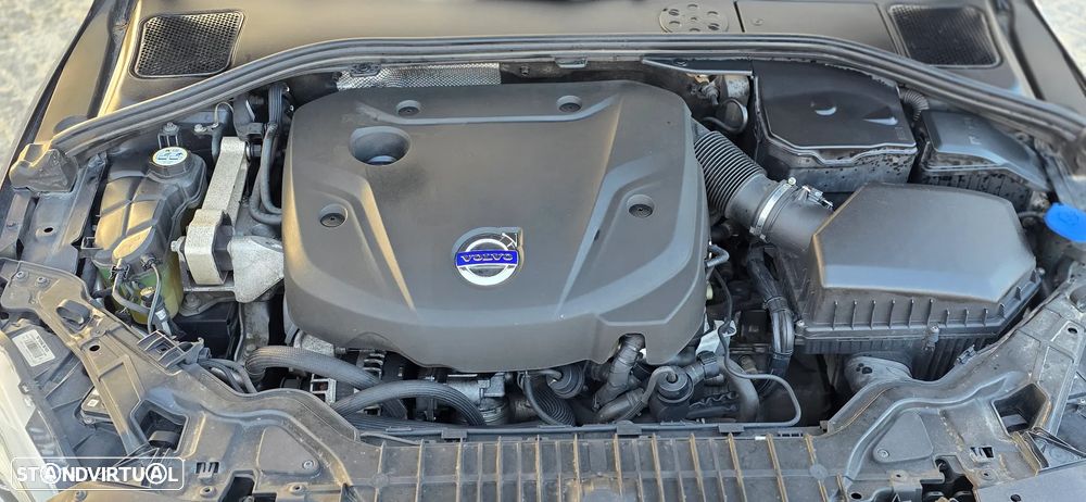 Volvo V60 2.0 D4 Momentum - 5