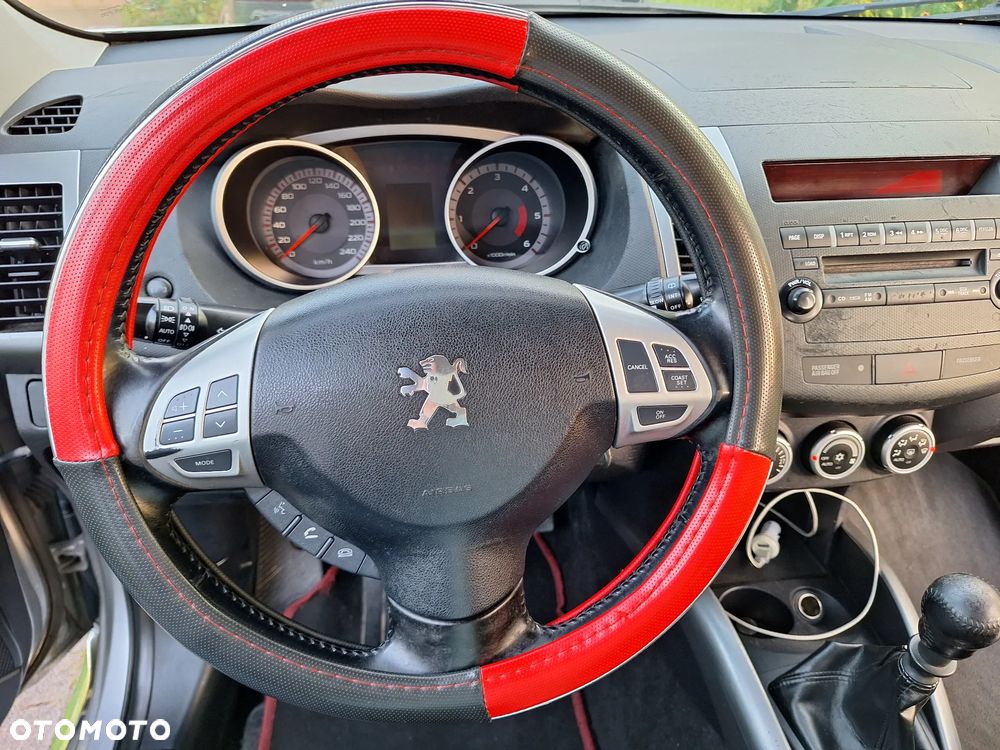 Peugeot 4007 HDI FAP 7-Sitzer Platinum - 8