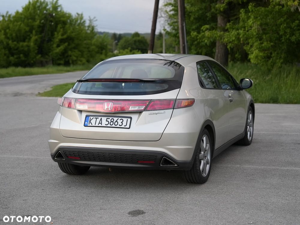 Honda Civic 1.8i-VTEC Comfort - 11