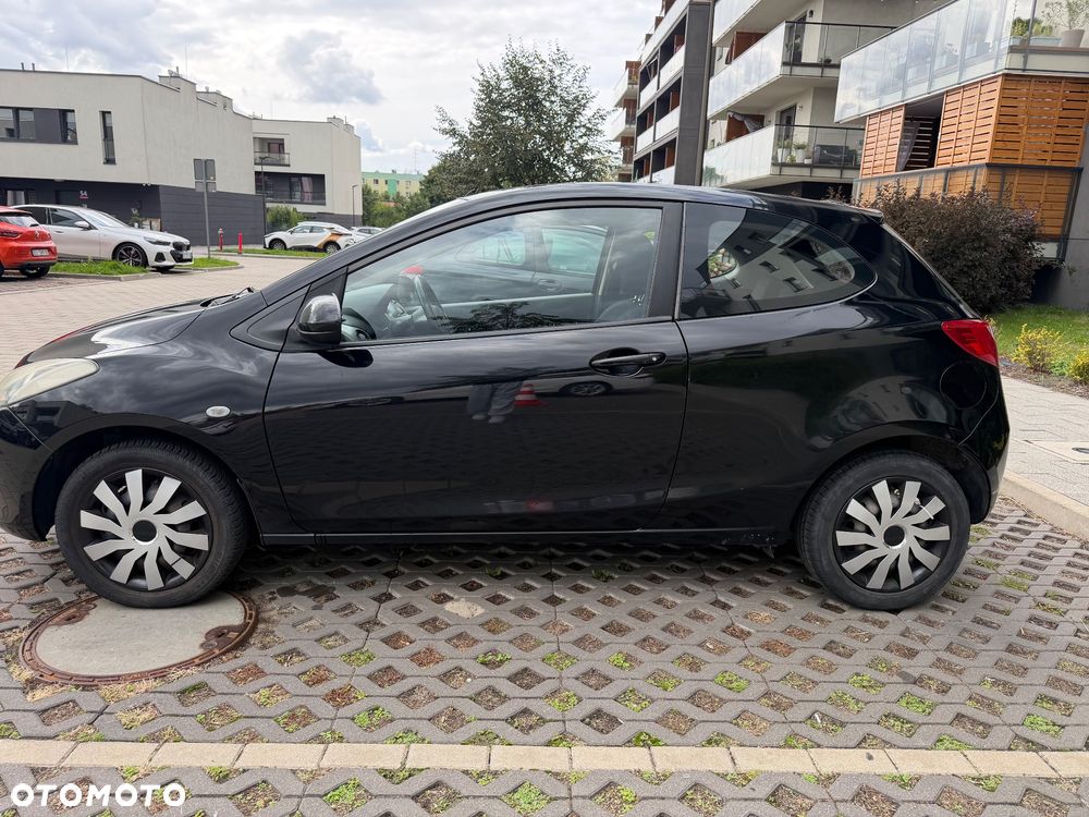 Mazda 2 - 3