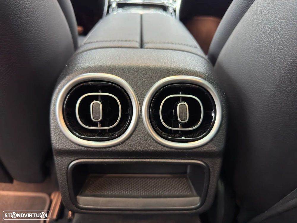 Mercedes-Benz C 300 e T 9G-TRONIC Avantgarde — fotografia 13