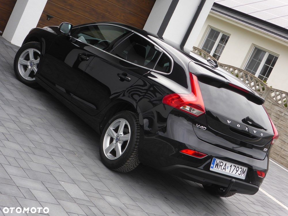 Volvo V40 D2 Momentum - 23