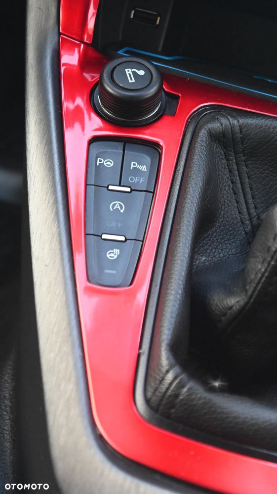 Ford Focus 2.0 TDCi ST-Line Red ASS - 35