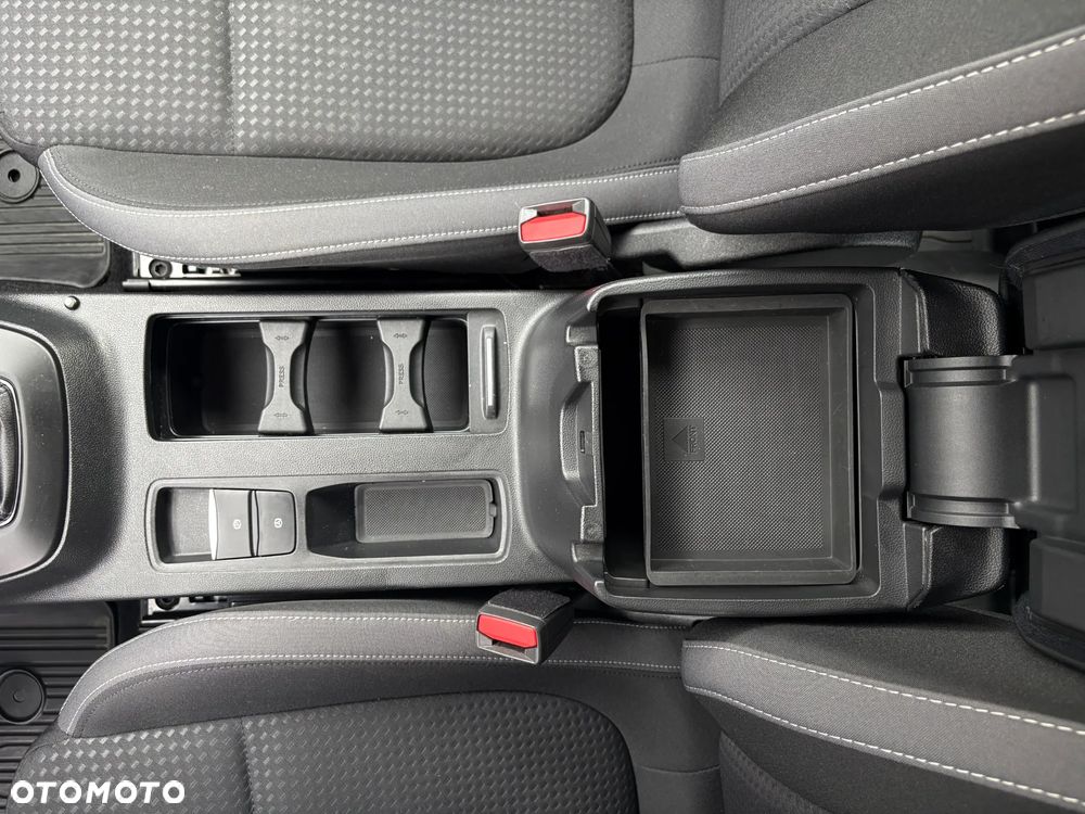 Ford Focus 1.5 EcoBlue SCR Connected - 22