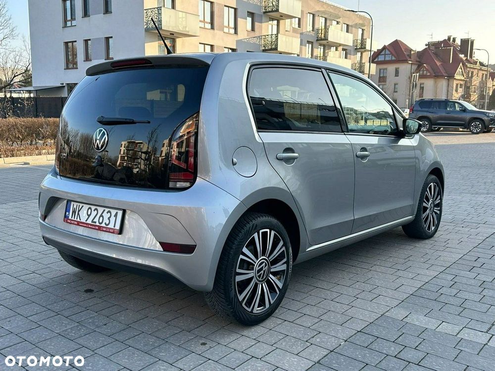 Volkswagen up! 1.0 Black Style - 5