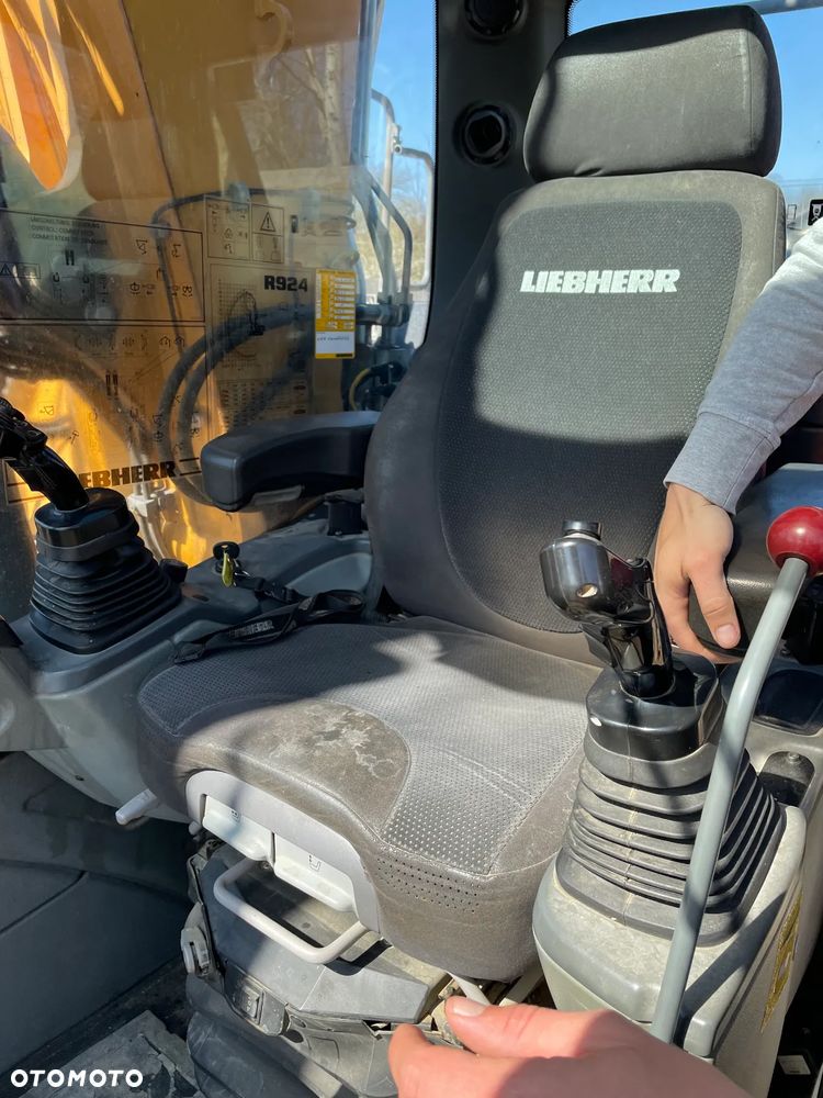 Liebherr 924 - 3