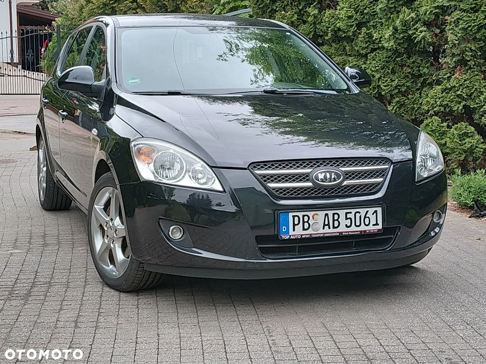 Kia Ceed - 7
