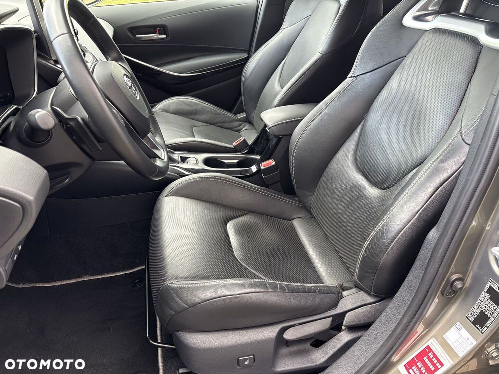 Toyota Corolla 2.0 Hybrid Comfort - 7