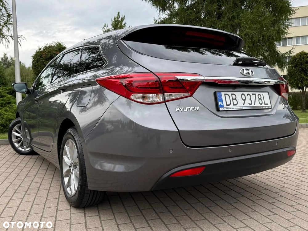 Hyundai i40 1.6 GDI Comfort + - 18