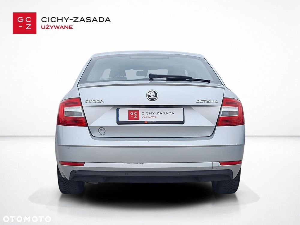 Skoda Octavia - 4