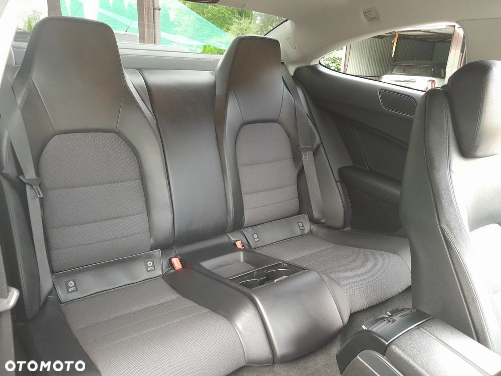 Mercedes-Benz Klasa C 180 Coupe BlueEFFICIENCY - 18