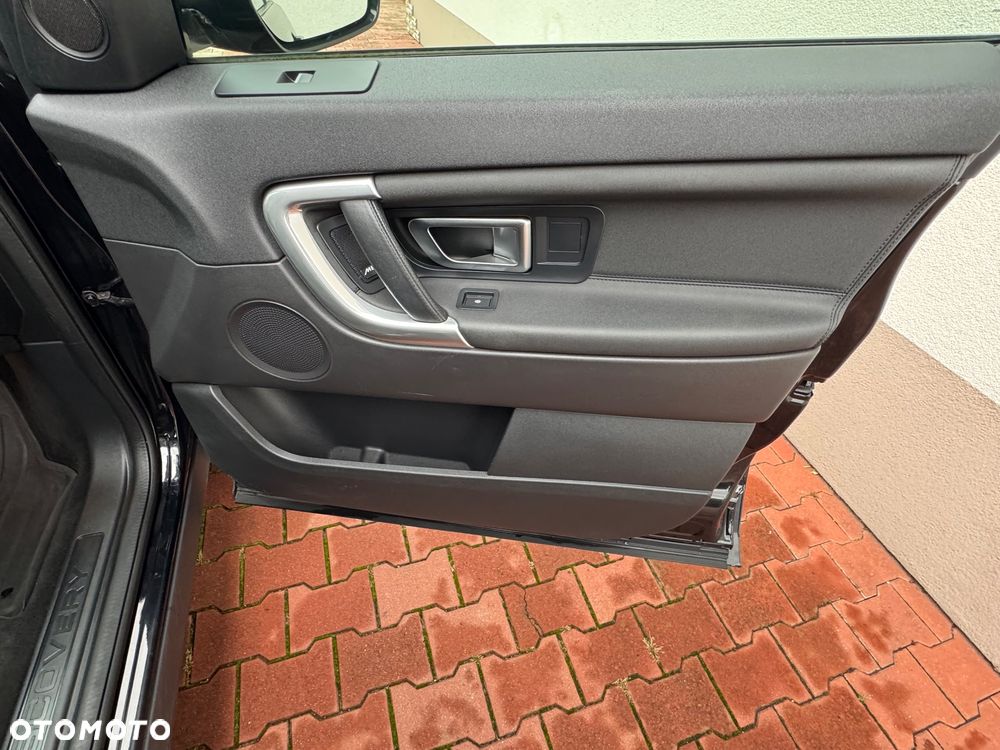 Land Rover Discovery Sport TD4 SkyView Edition - 26
