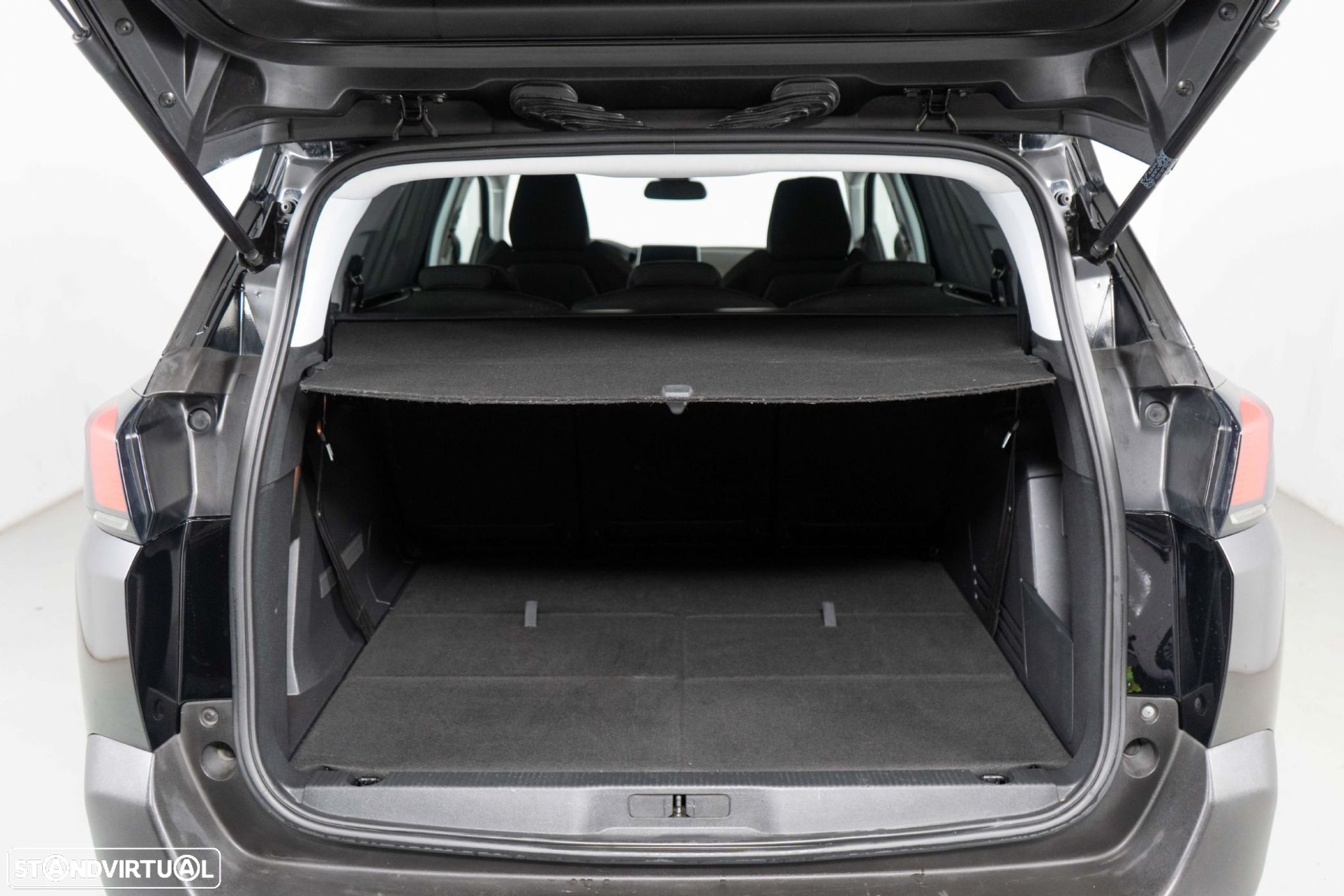 Peugeot 5008 1.2 PureTech Allure EAT6 - 14