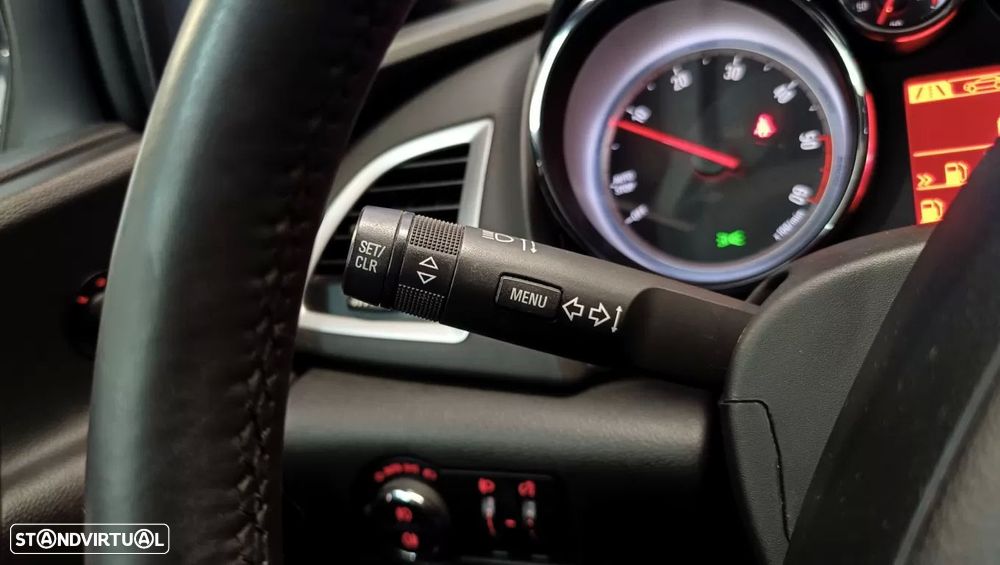 Opel Astra GTC 1.6 CDTi S/S - 27