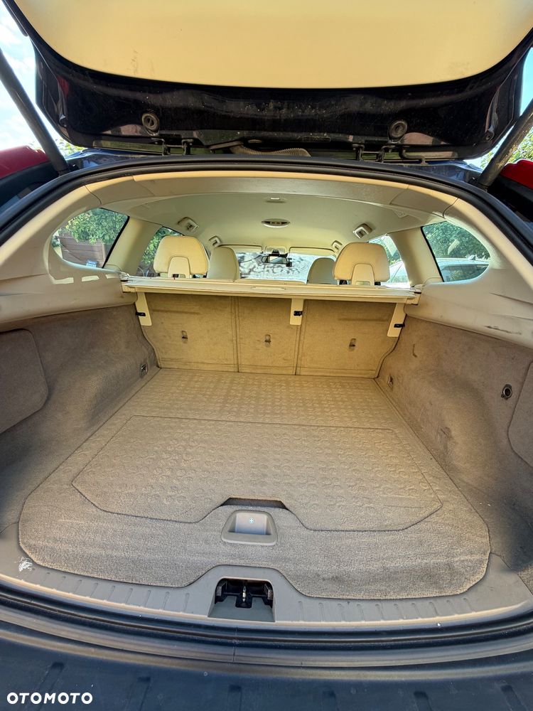 Volvo XC 60 D3 Momentum - 10
