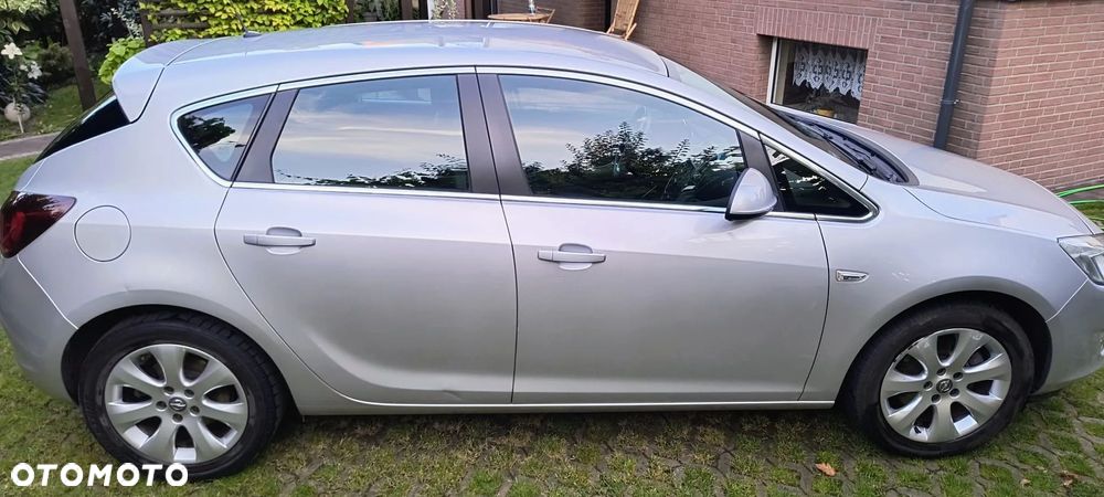 Opel Astra 1.6 Turbo - 3