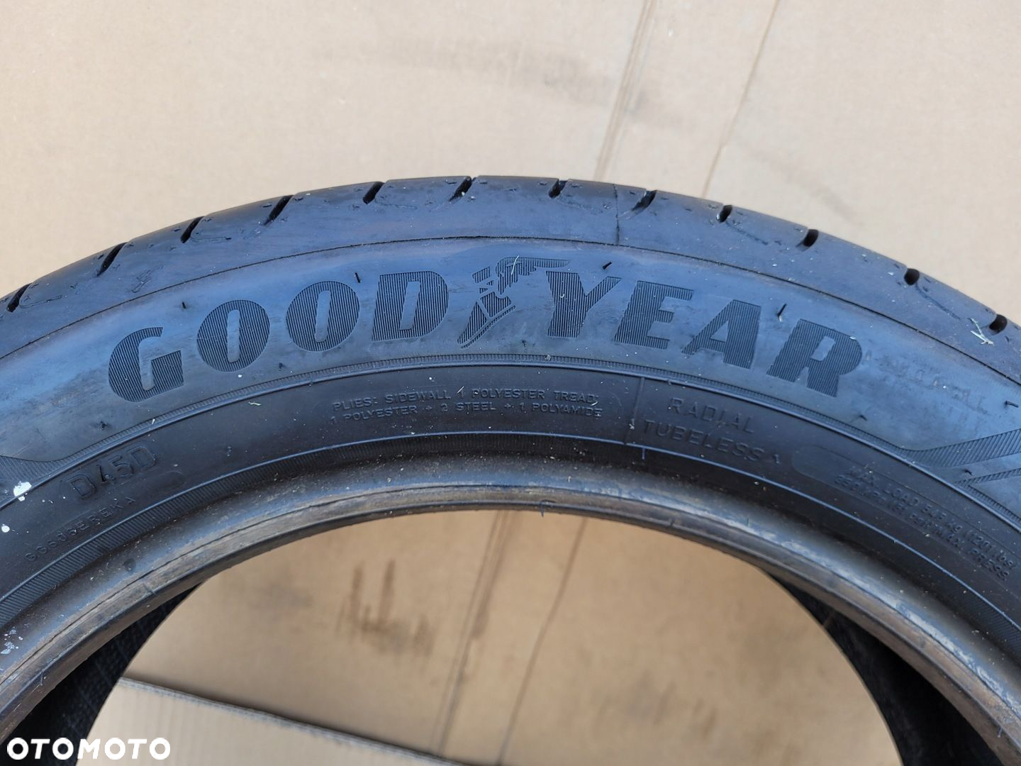 Goodyear EfficientGrip Performance 195/55R16 87 V 2023ROK - 3
