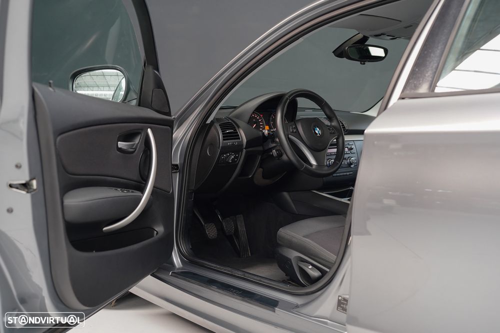 BMW 116 d Line Urban - 6