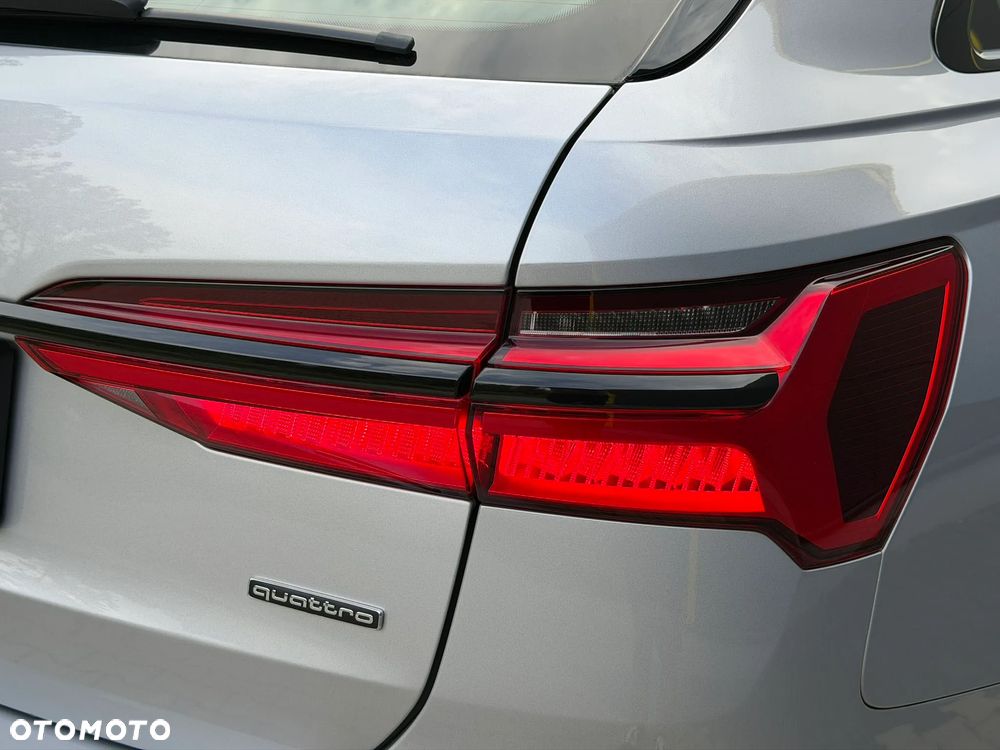 Audi A6 Avant 40 TDI quattro S tronic - 11