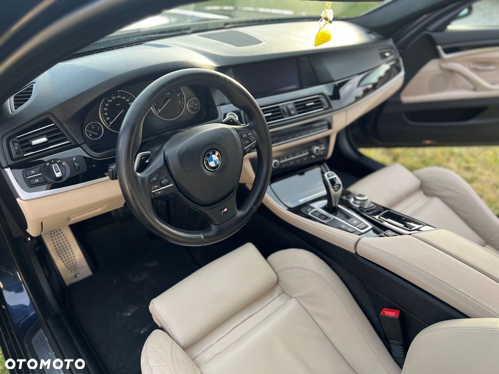 BMW Seria 5 528i xDrive Sport-Aut - 18