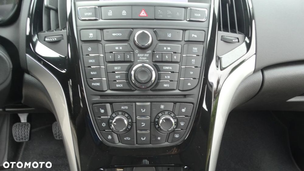 Opel Astra 1.4 T Cosmo S&S - 27