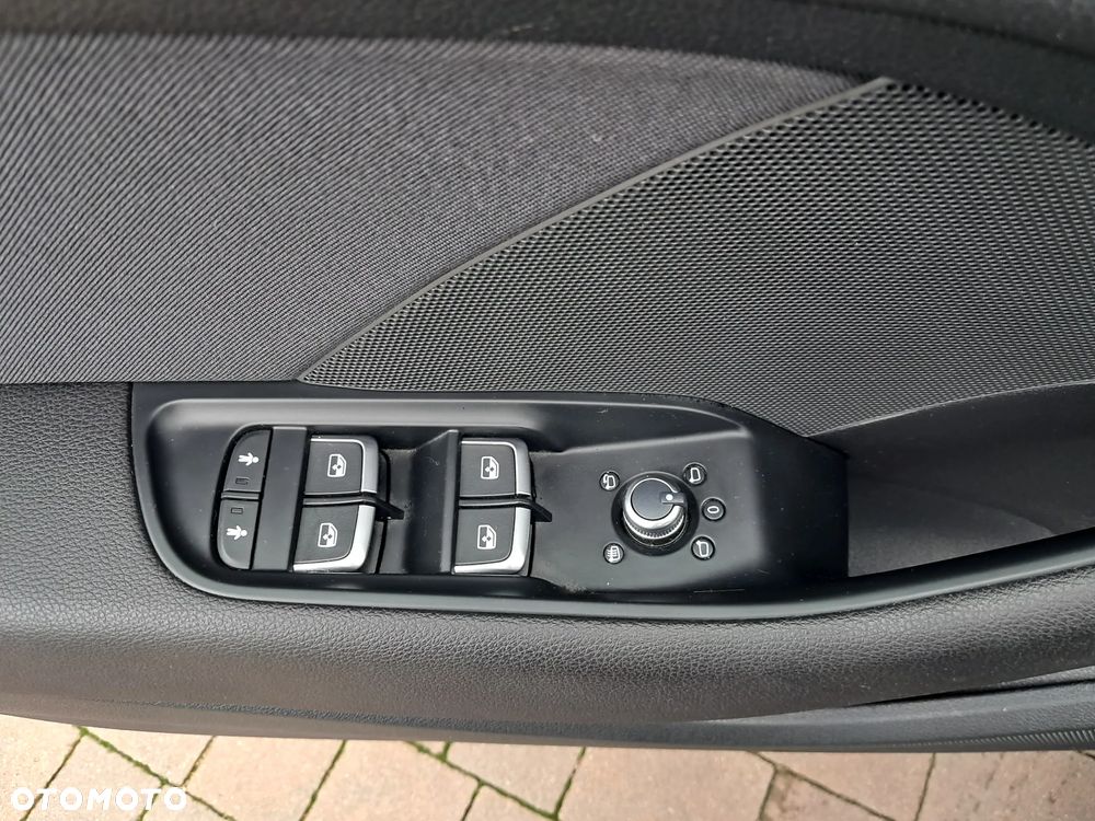 Audi A3 Sportback 2.0 TDI S tronic sport - 37