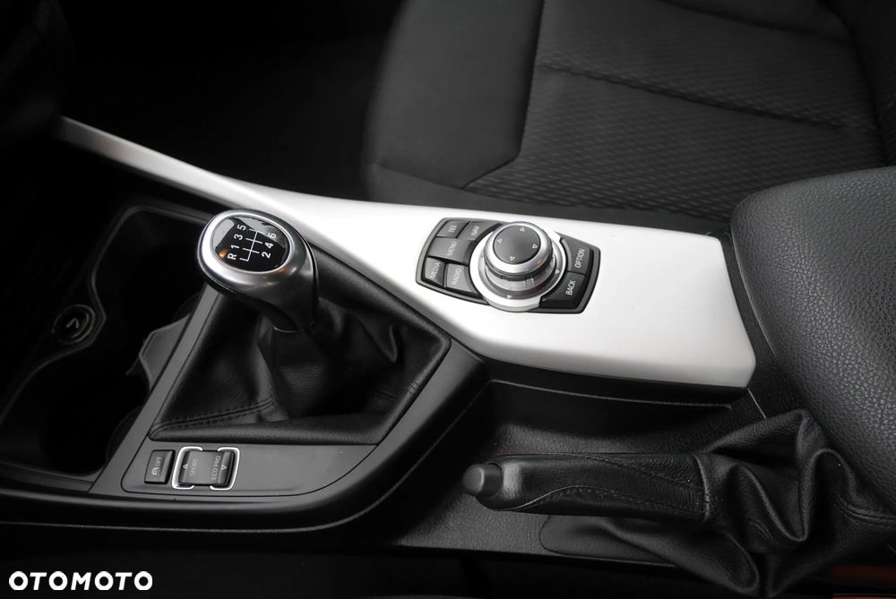 BMW Seria 1 116i Sport Line - 16