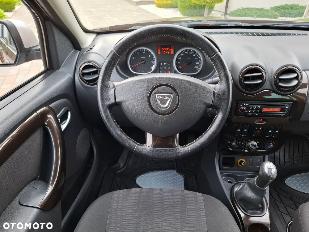 Dacia Duster 1.6 16V 105 4x2 Celebration - 32