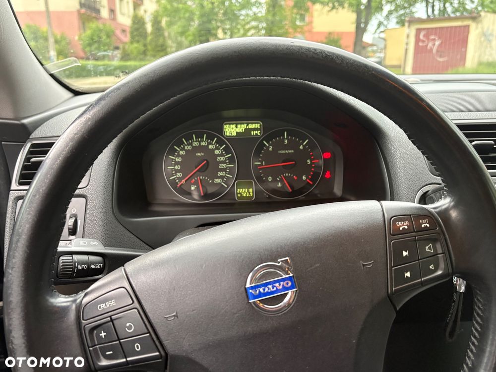 Volvo V50 D2 Momentum - 12