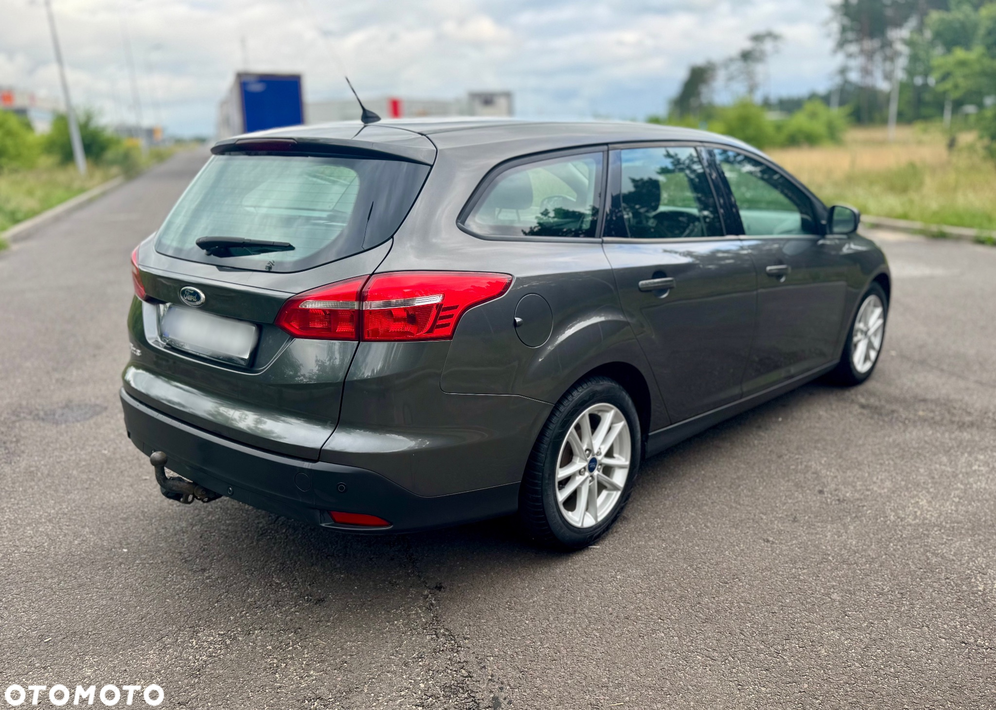 Ford Focus 1.5 TDCi SYNC Edition - 6