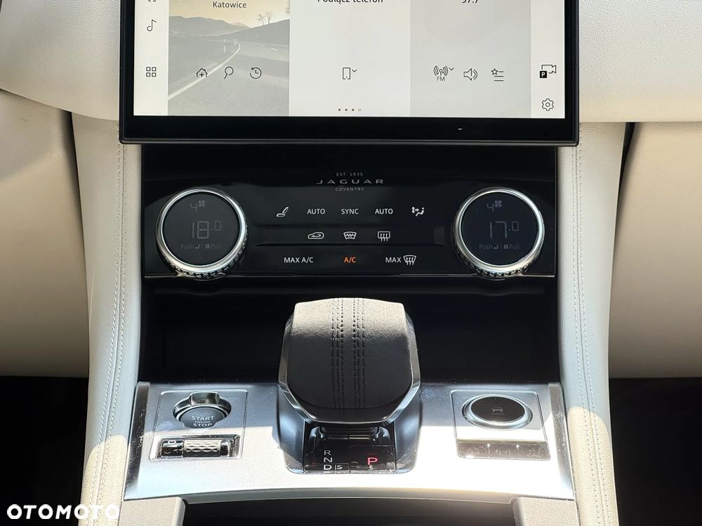 Jaguar F-Pace D200 AWD R-Dynamic S - 12