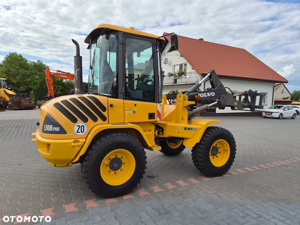 Volvo L30B Pro - 1