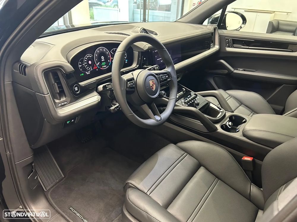 Porsche Cayenne - 14