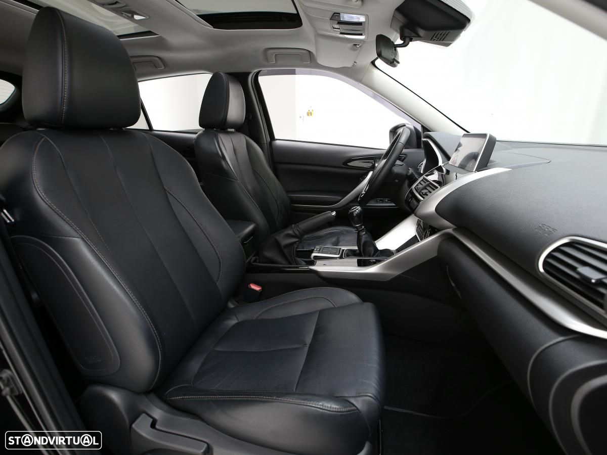 Mitsubishi Eclipse Cross - 14