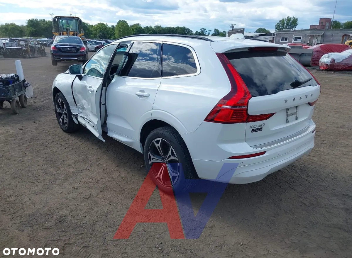Volvo XC 60 B5 B AWD Geartronic Momentum Pro - 6