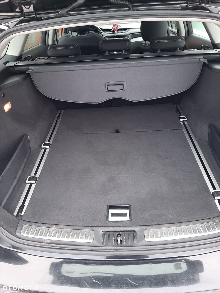 Toyota Avensis Touring Sports 1.6 D-4D Comfort - 10