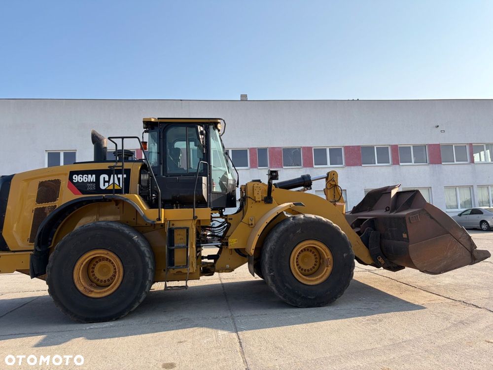 CAST 966 Mxe 4X4 - 5