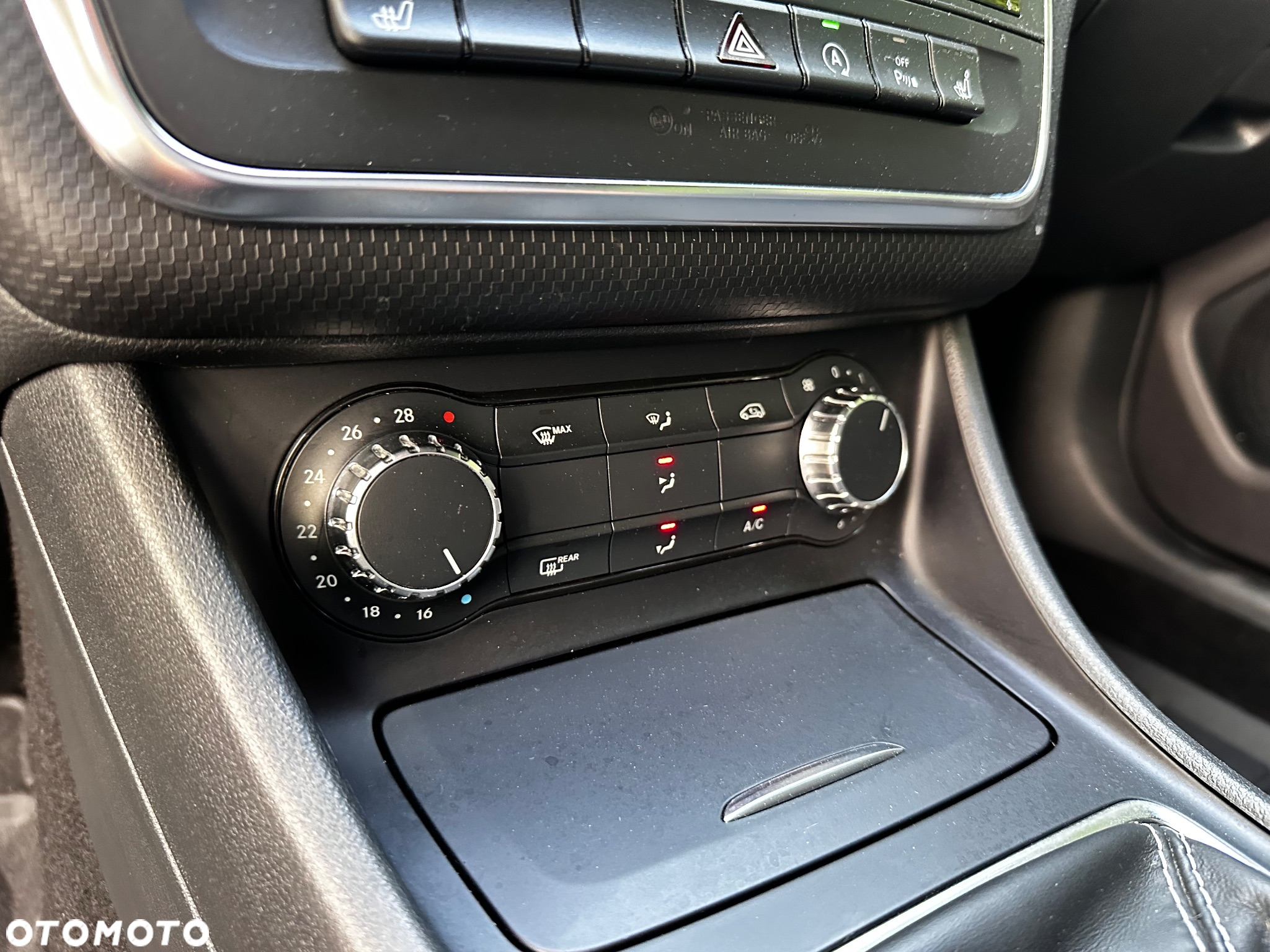 Mercedes-Benz Klasa A 180 (BlueEFFICIENCY) Urban - 27
