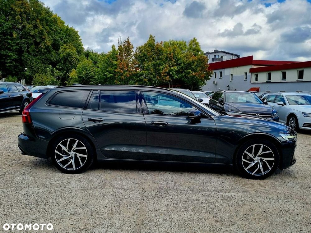Volvo V60 D4 Geartronic R-Design - 4