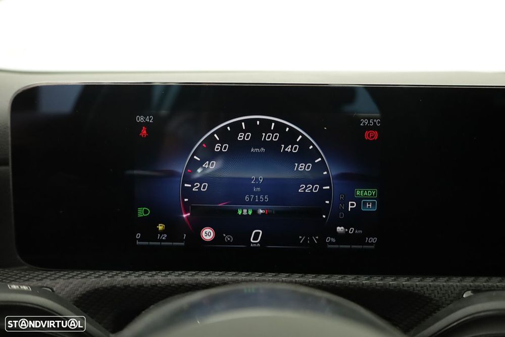 Mercedes-Benz A 250 e - 16
