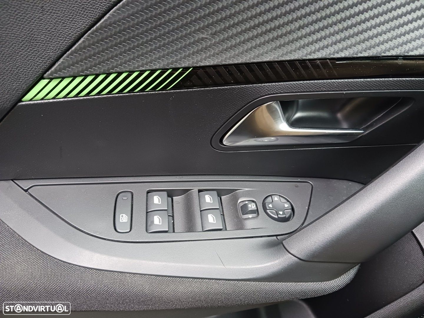 Peugeot e-2008 54 kWh Active - 22
