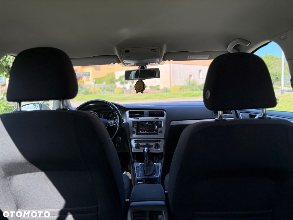Volkswagen Golf 1.6 TDI BlueMotion Technology DSG Lounge - 16