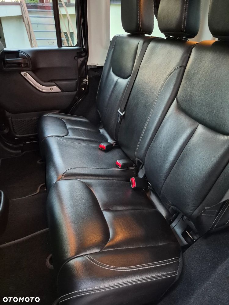 Jeep Wrangler Unlimited 2.8 CRD Automatik Sahara - 15