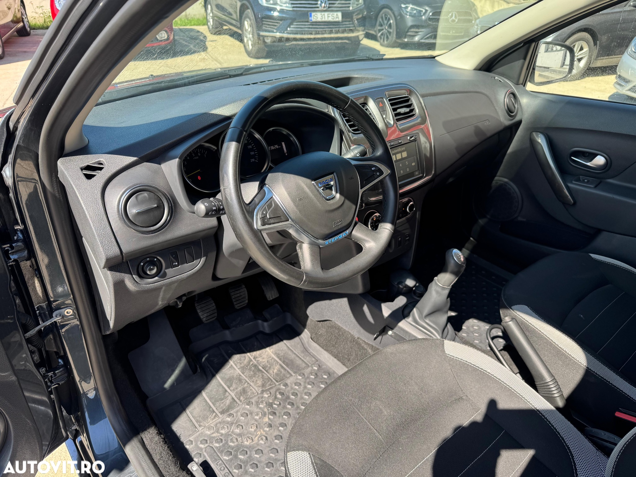 Dacia Logan Stepway MCV 1.5 Blue dCi - 5
