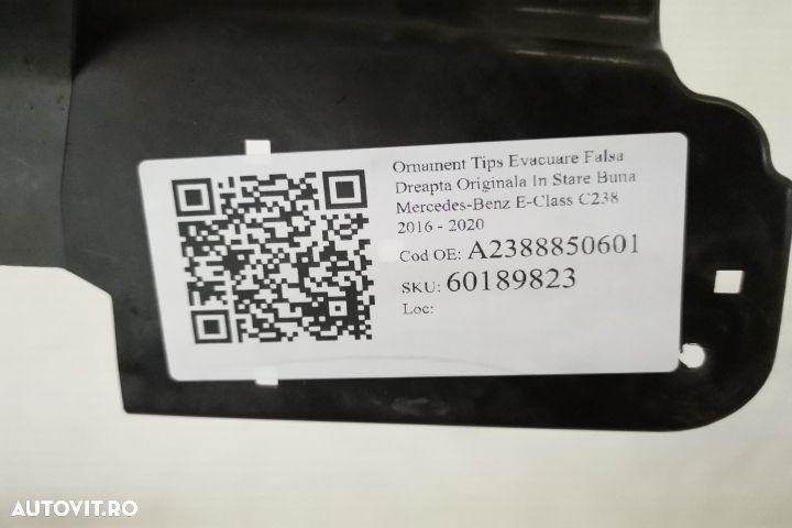 Ornament Tips Evacuare Falsa Dreapta Originala In Stare Buna Mercedes- - 7