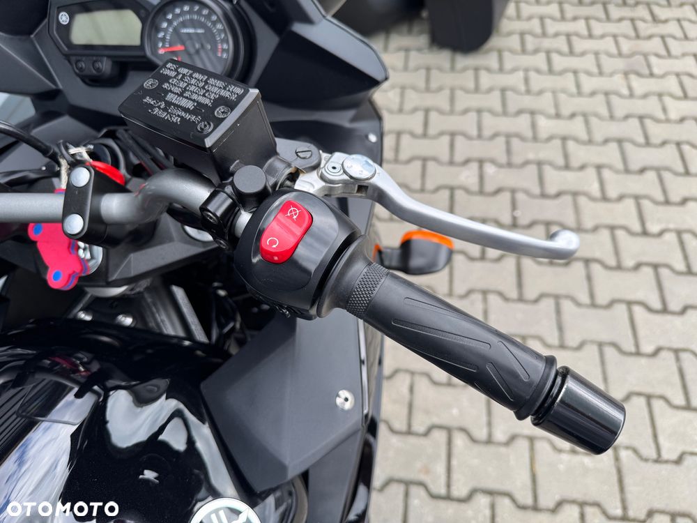 Yamaha XJ - 13