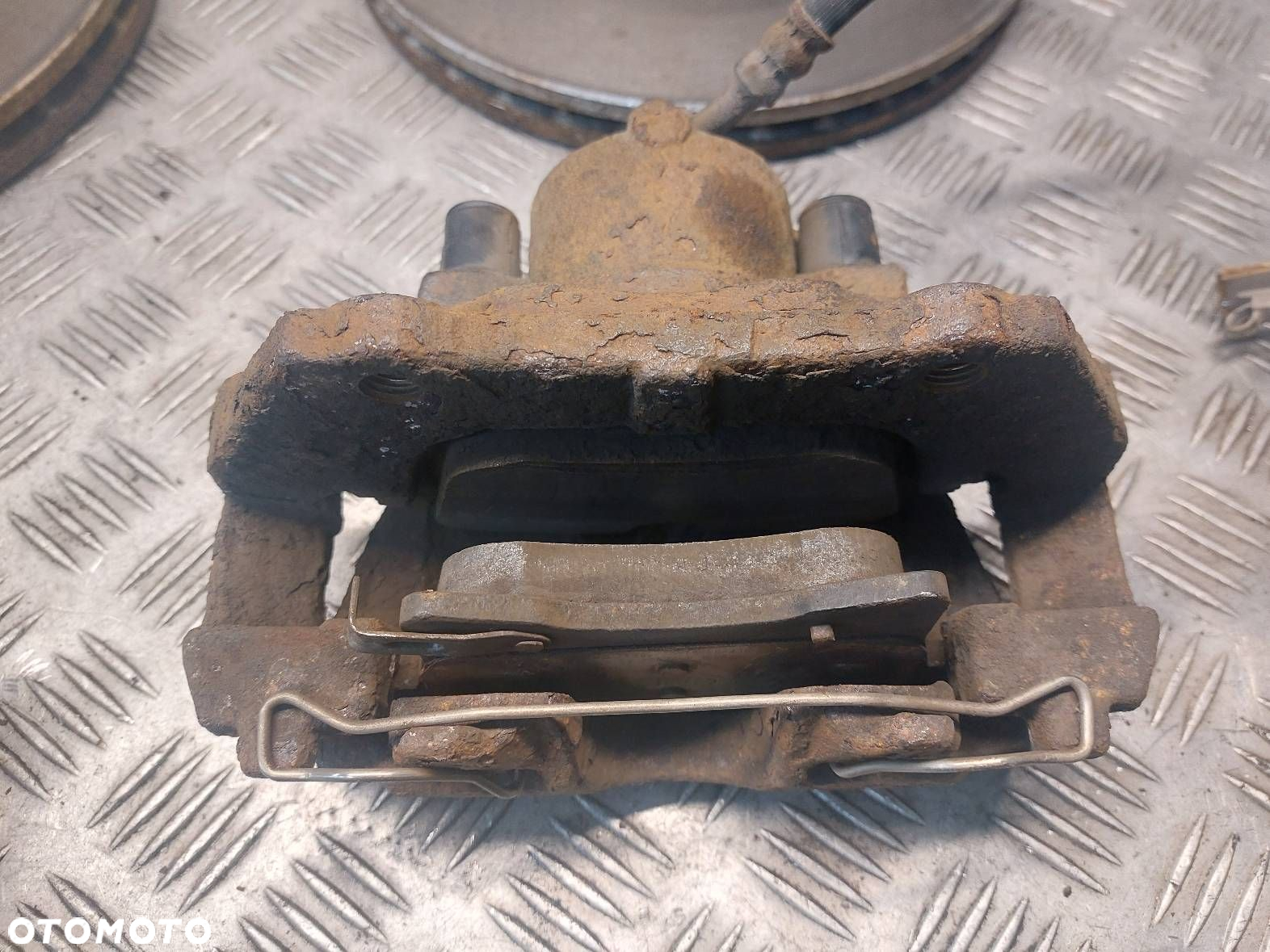 TARCZE HAMULCOWE PRZÓD + ZACISKI OPEL MERIVA A 1.6 16V FN357/25 - 4