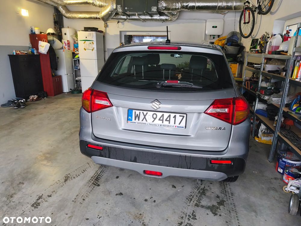 Suzuki Vitara 1.6 Comfort 2WD - 16