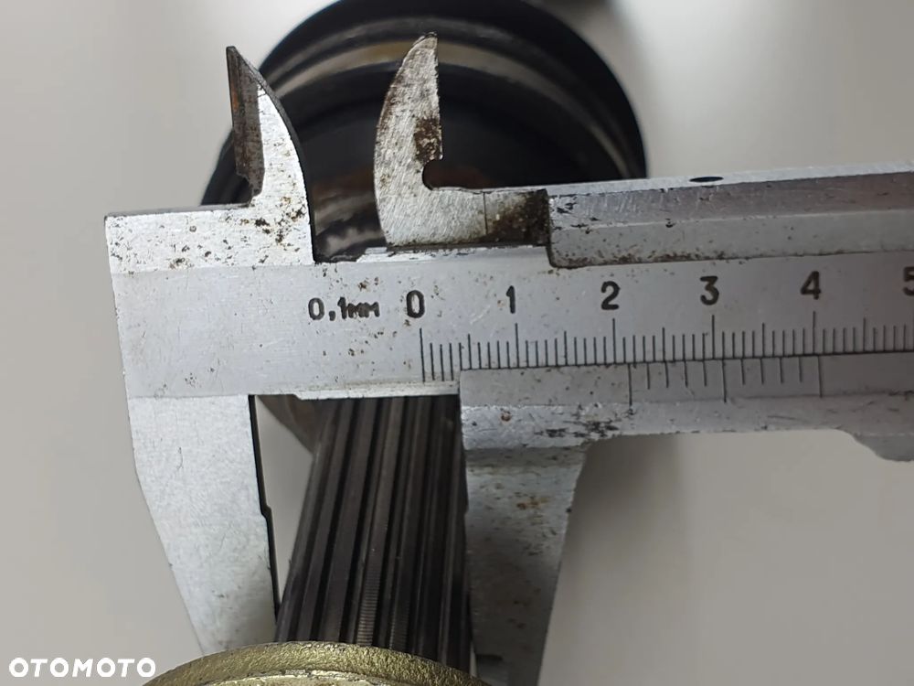 POLOS PRAWY PRZOD PRZEGOB TGB BLADE 550 - 16